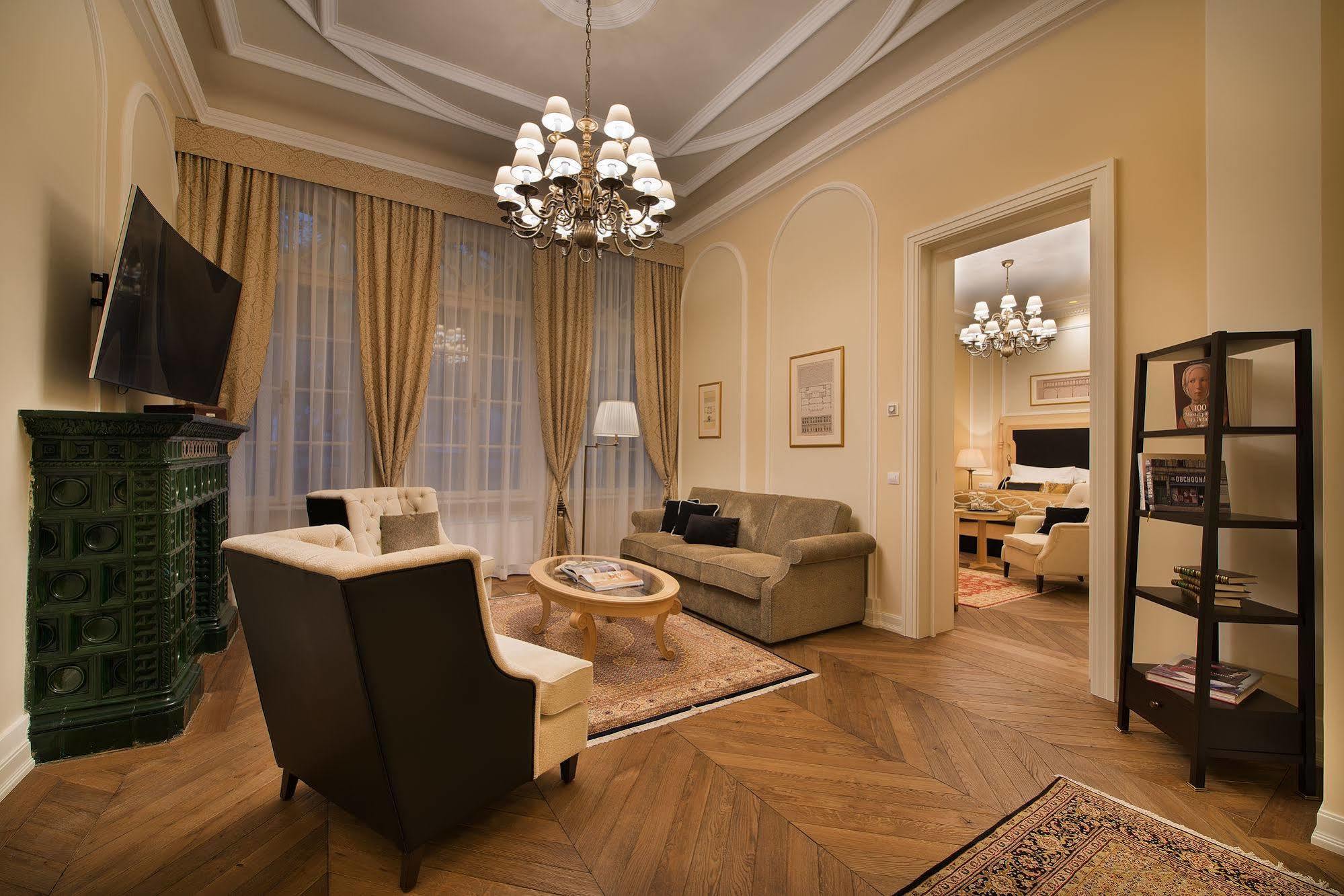 Wilson Palace By Loft Bratislava Buitenkant foto
